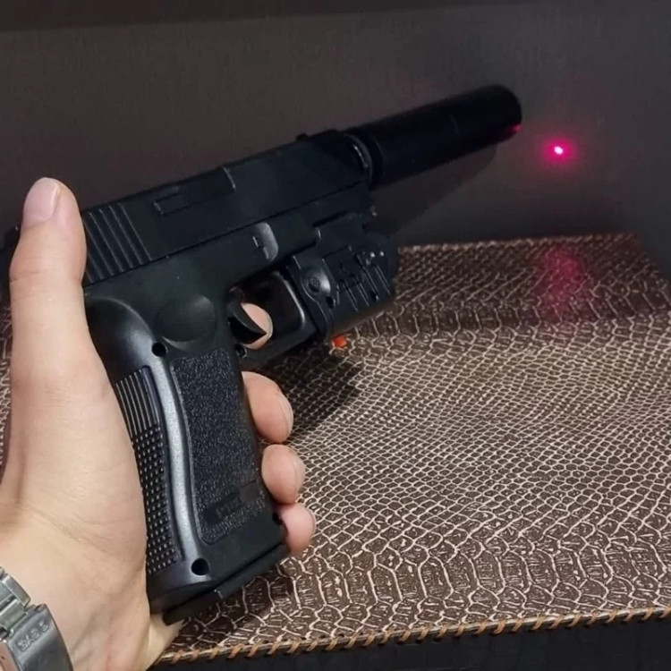ست تفنگ بازی مدل کلت لیزردار metal p-180-2